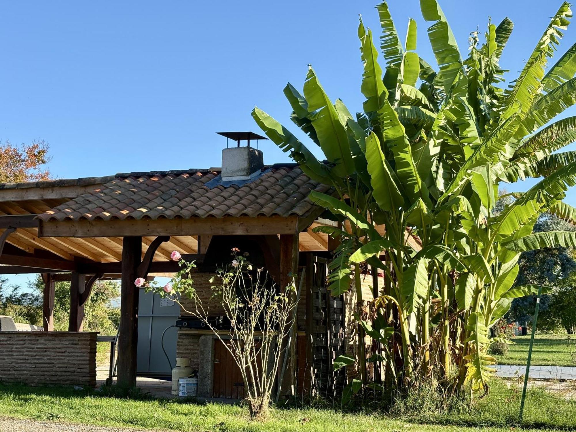 Le Parc De Gouts Villa Aiguillon Exterior photo